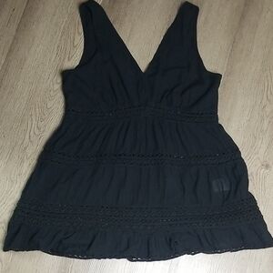 American Eagle Outfitters Women’s Black V-Neck Tank Top (SIZE XS)